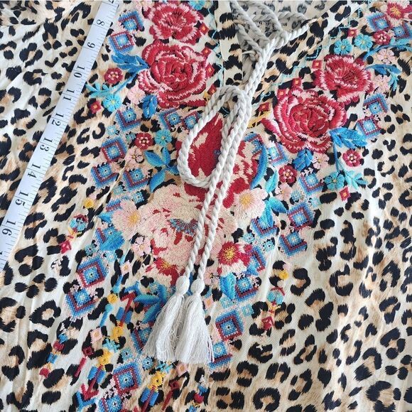 Impressions embroidery fan sleeve bohemian blouse - Picture 11 of 13